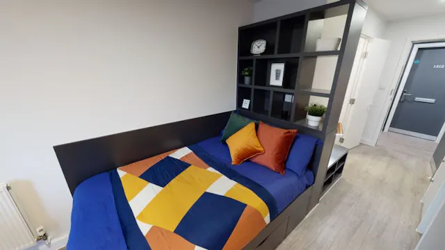 Gold Studio room image 1