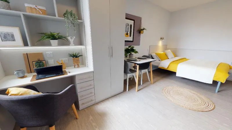 newland-house-nottingham-Silver Two Bed Apartment Plus