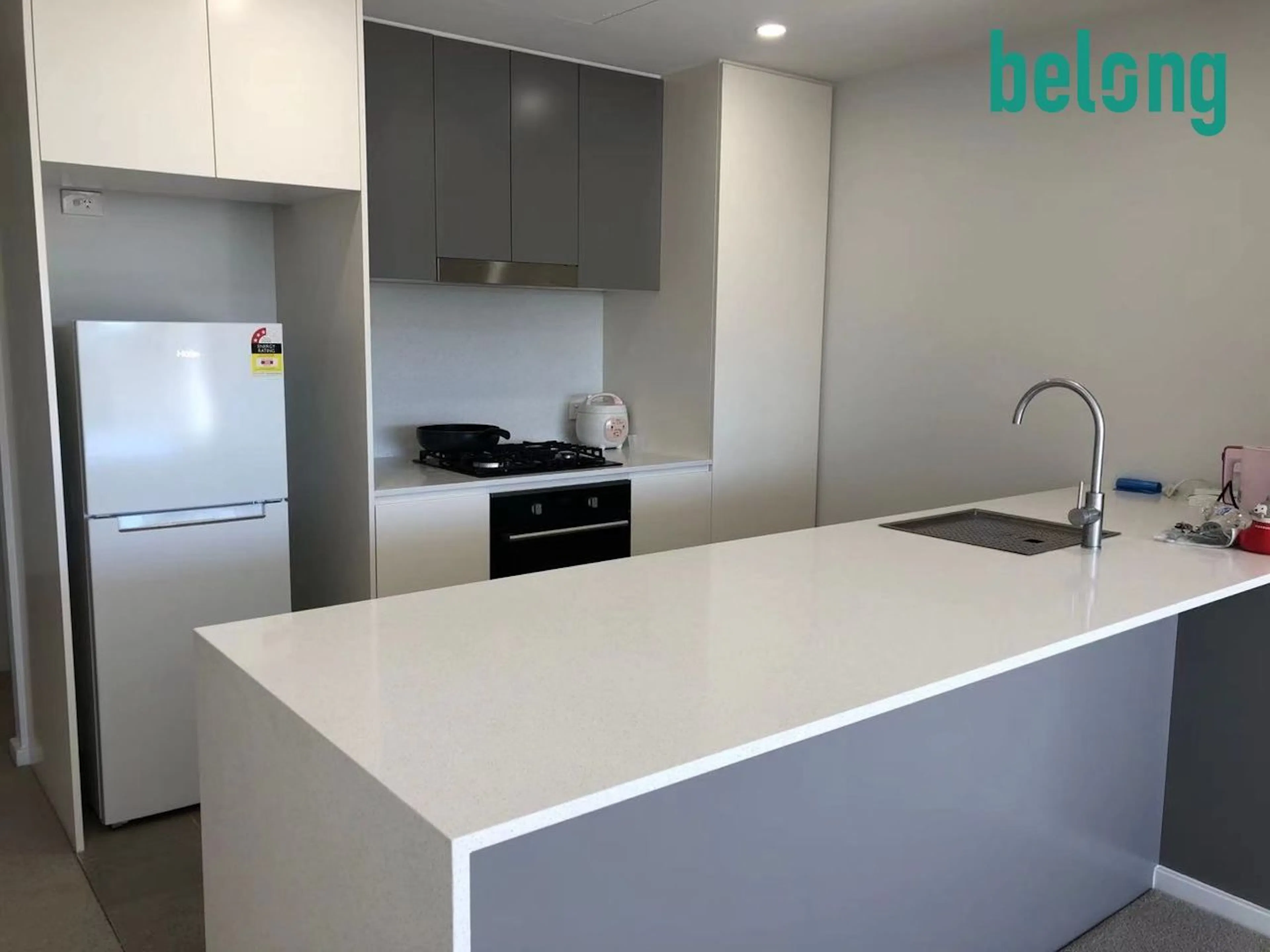 1 Bedroom, 1 Bathroom Apartment KITCHEN 3