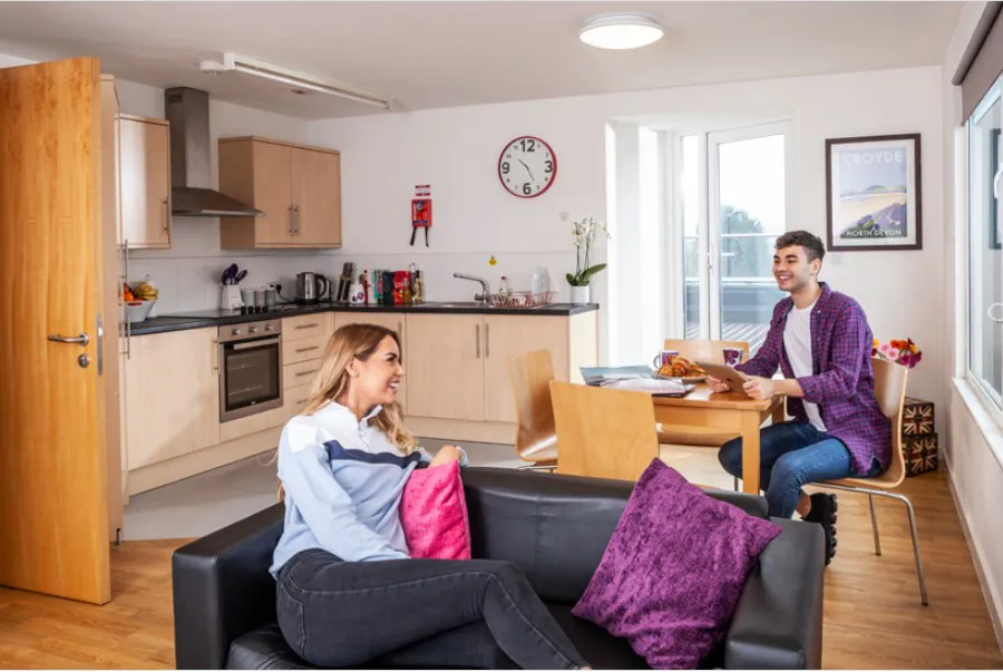 Studio - Ground Floor KITCHEN 1