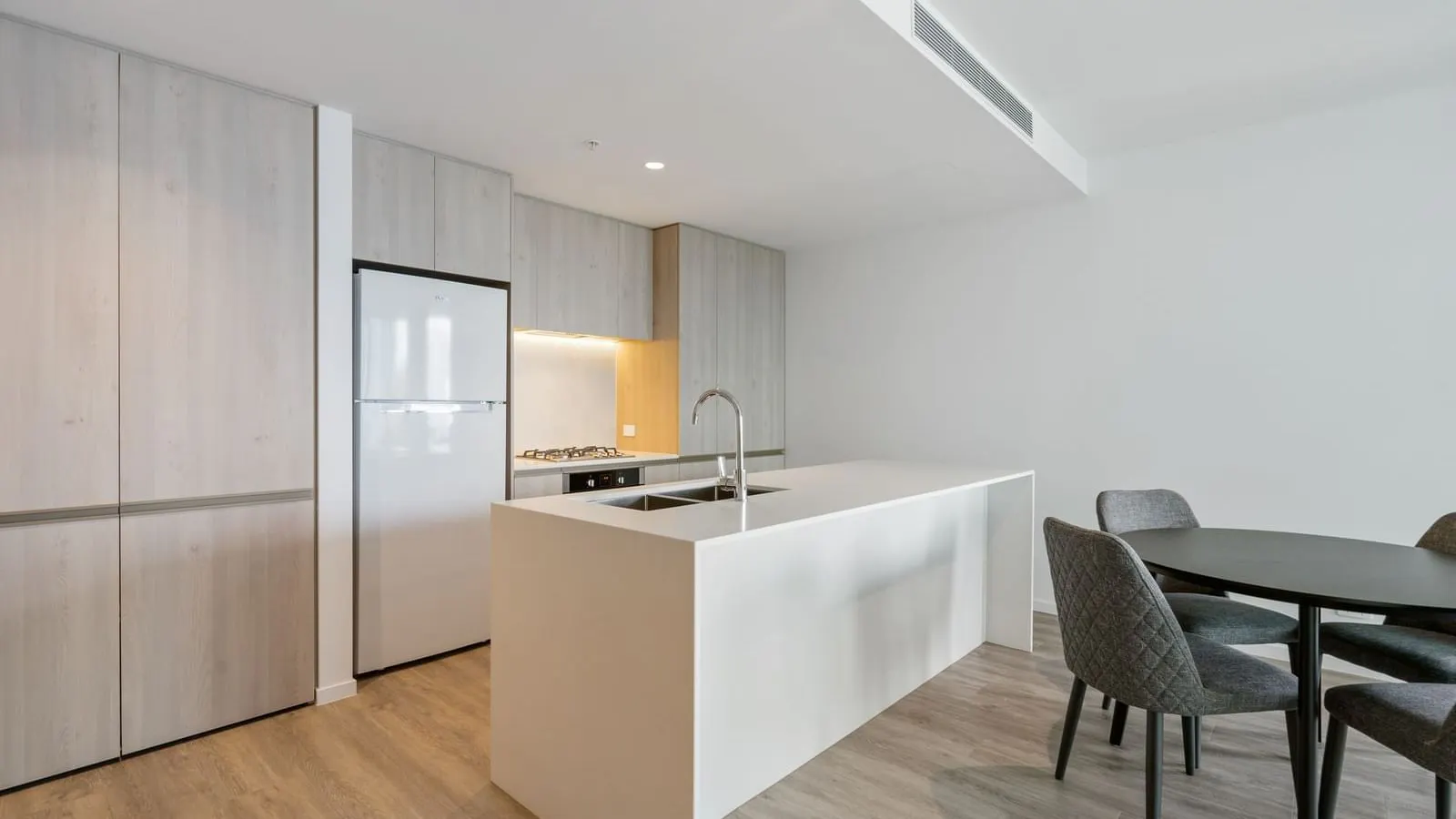 1 Bed, 1 Bath KITCHEN 1