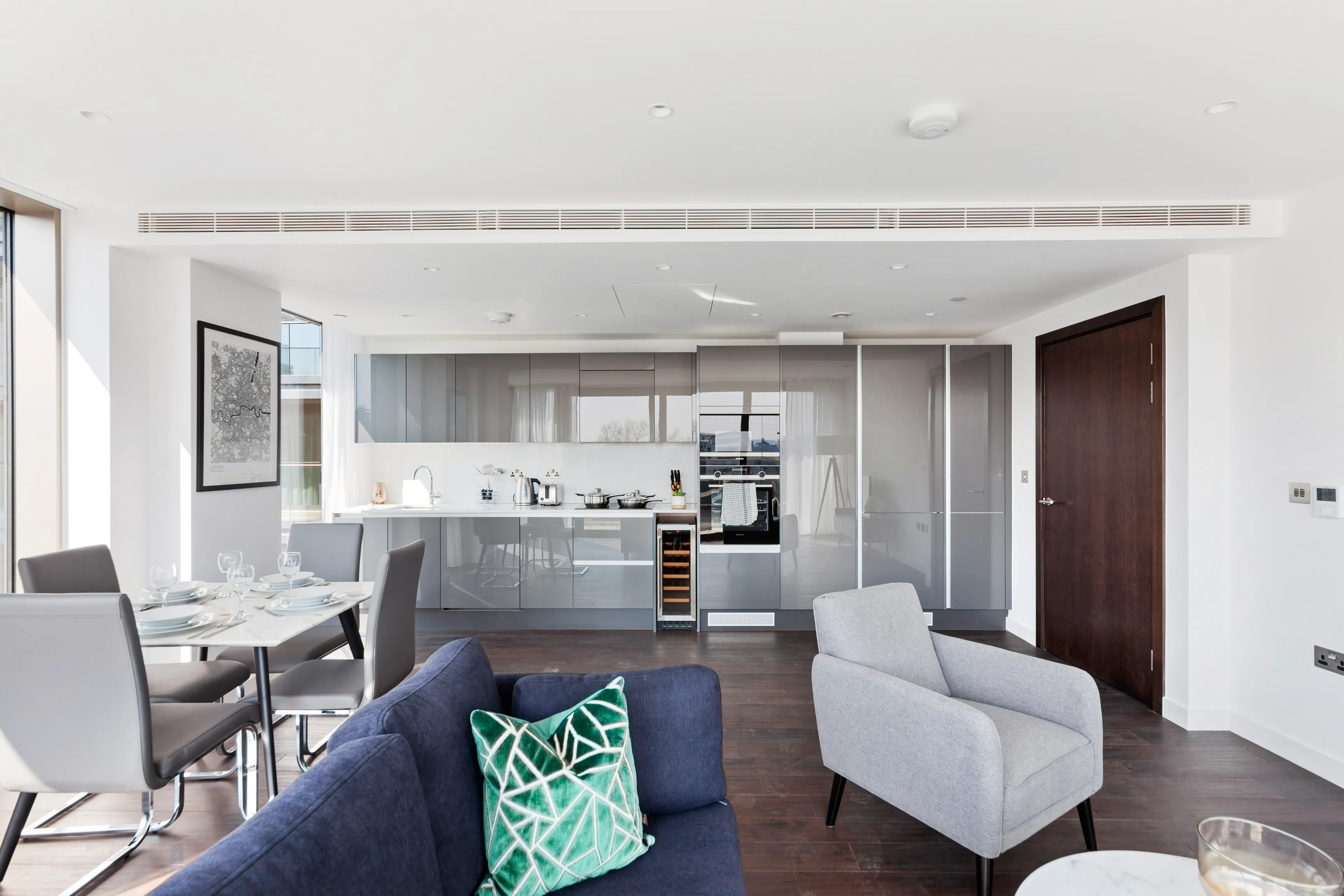 1 Bedroom Apartment KITCHEN 4