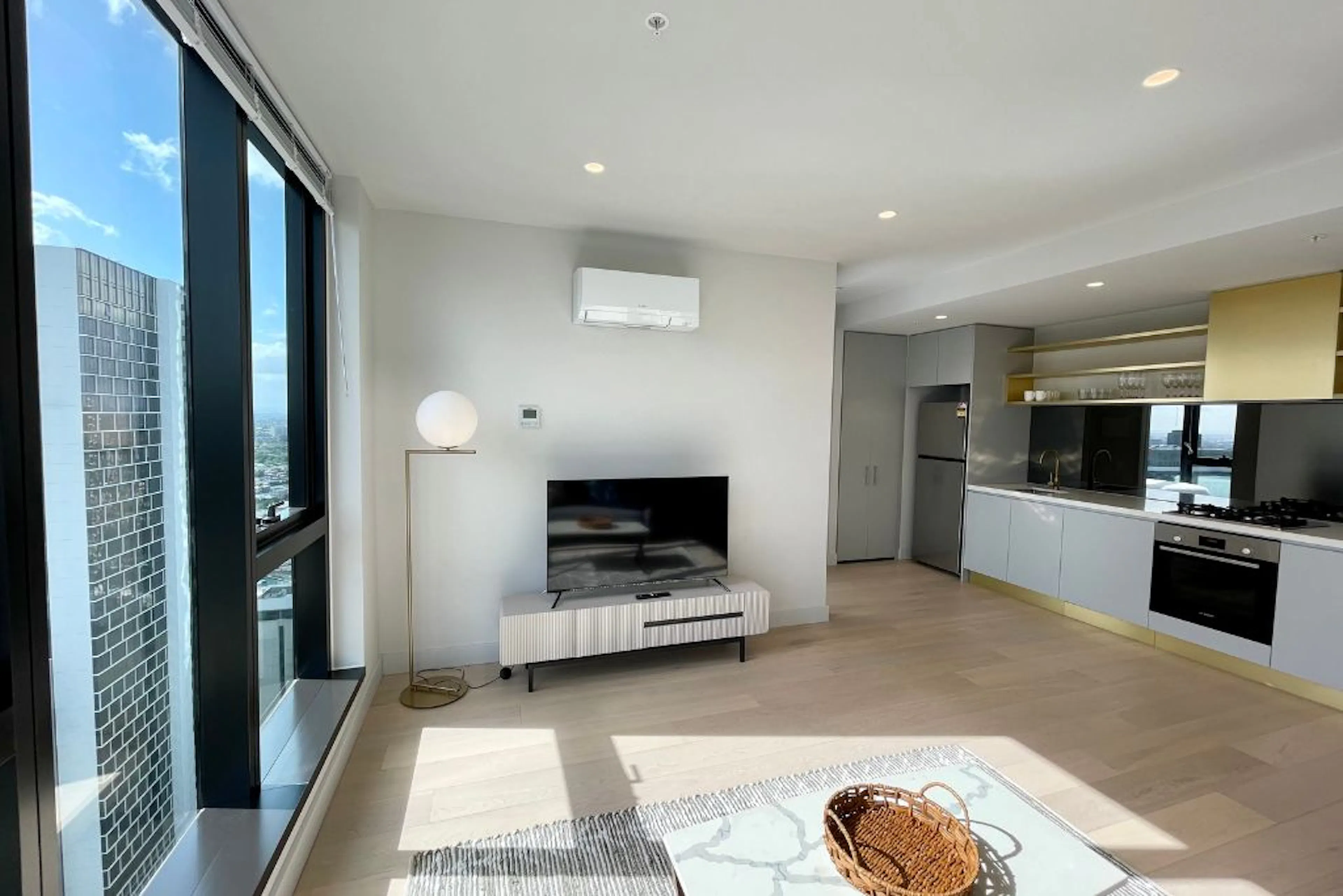 1 Bedroom Apartment KITCHEN 4