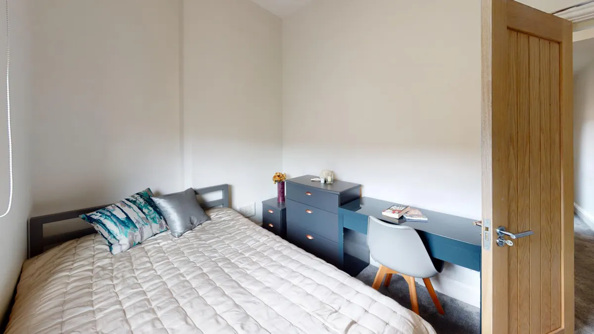 1 Bedroom Apartment ROOM
