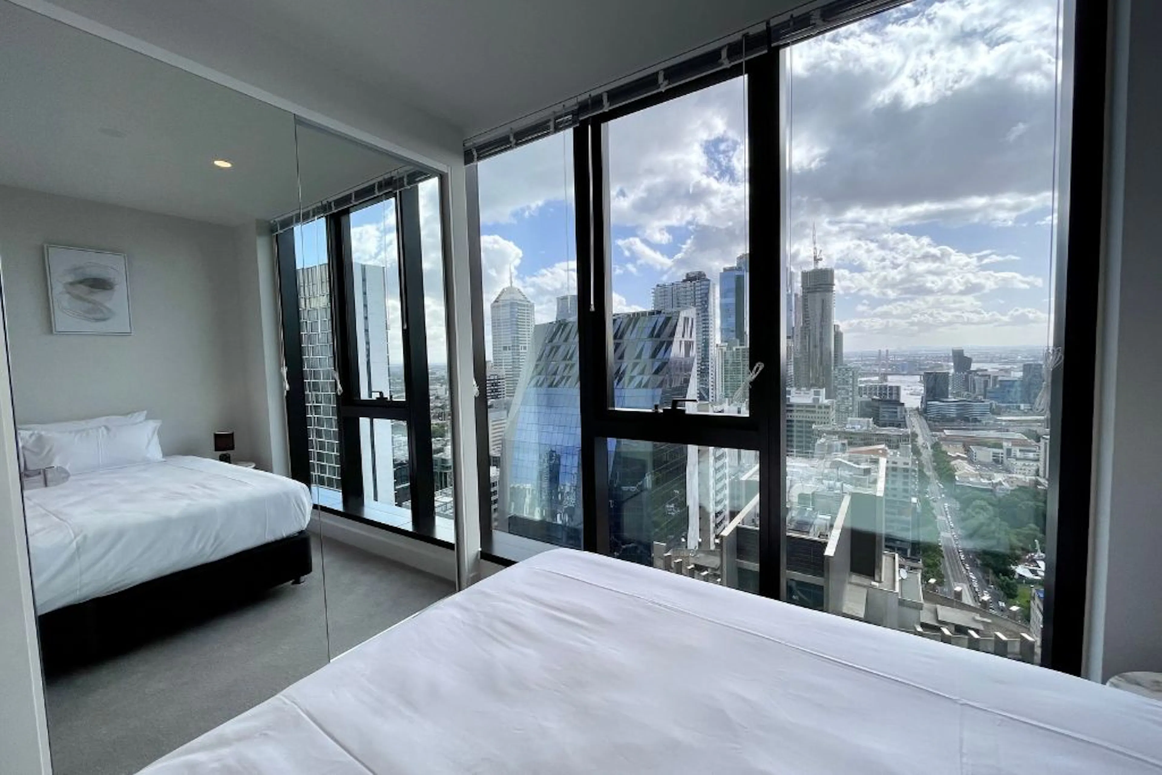 1 Bedroom Apartment ROOM 1