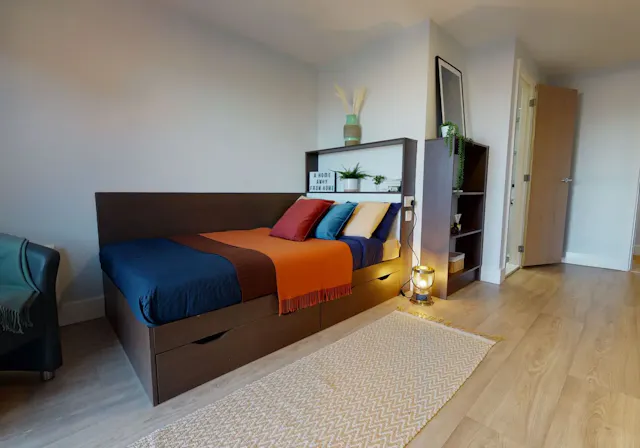 Diamond En Suite room image 1
