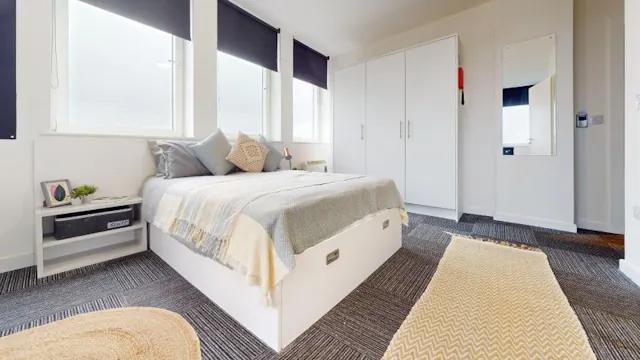Gold Studio Premium room image 1