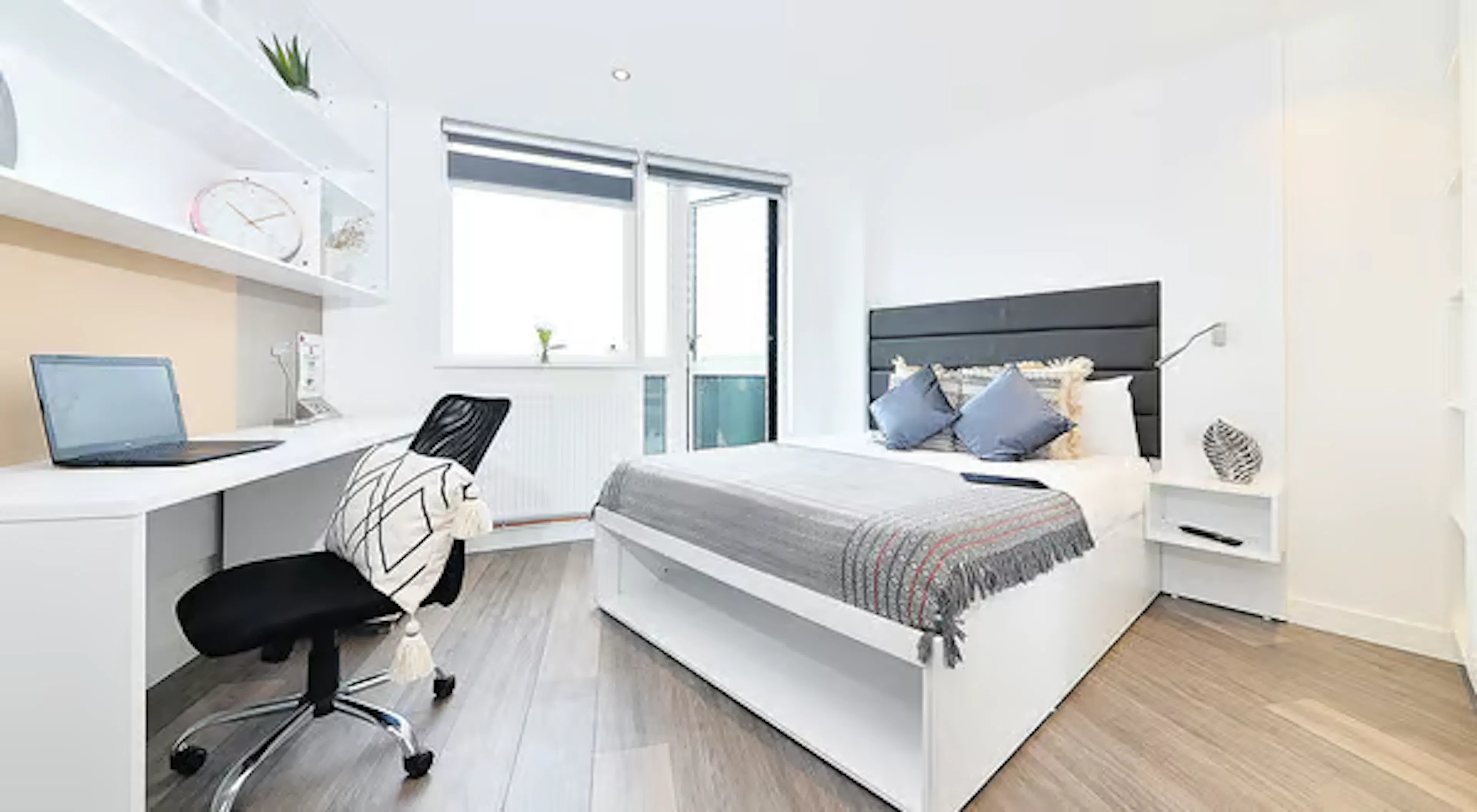Super Deluxe Double Studio ROOM 4