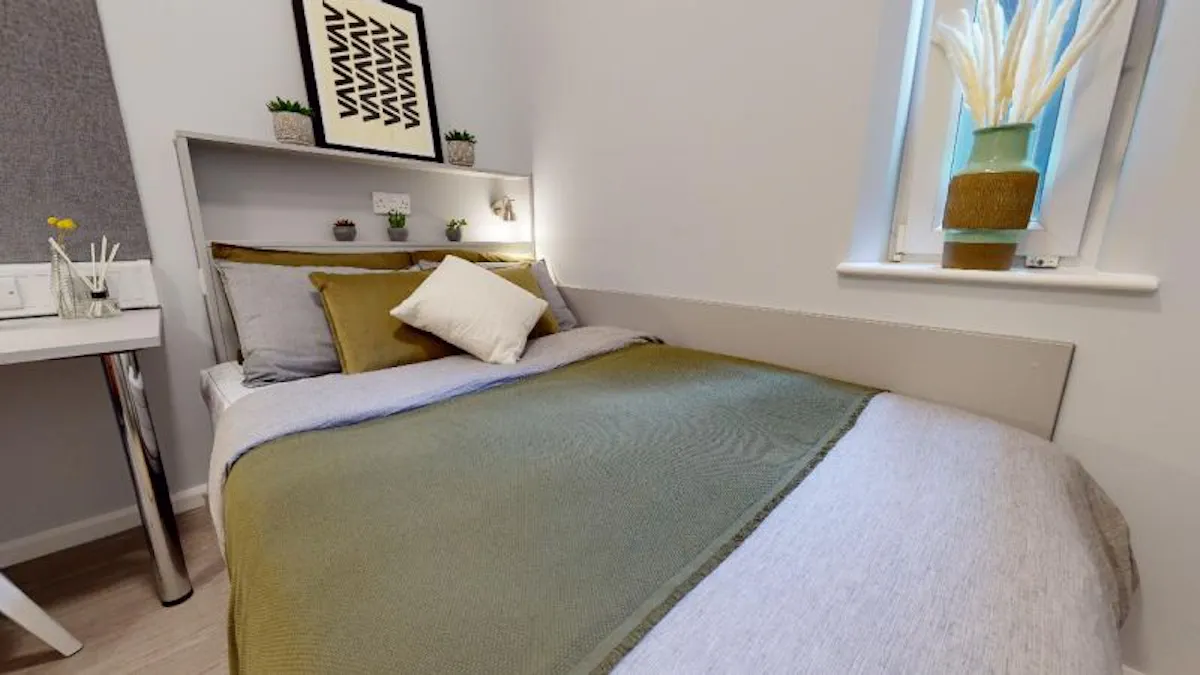 Silver En Suite ROOM
