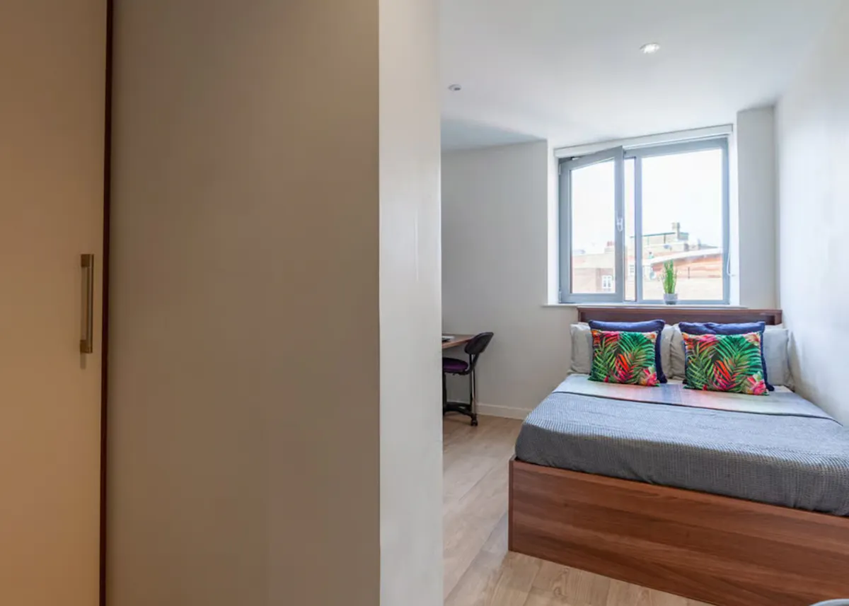 Standard Studio ROOM