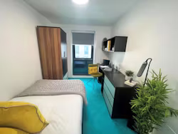 nebula-sheffield-Deluxe Ensuite