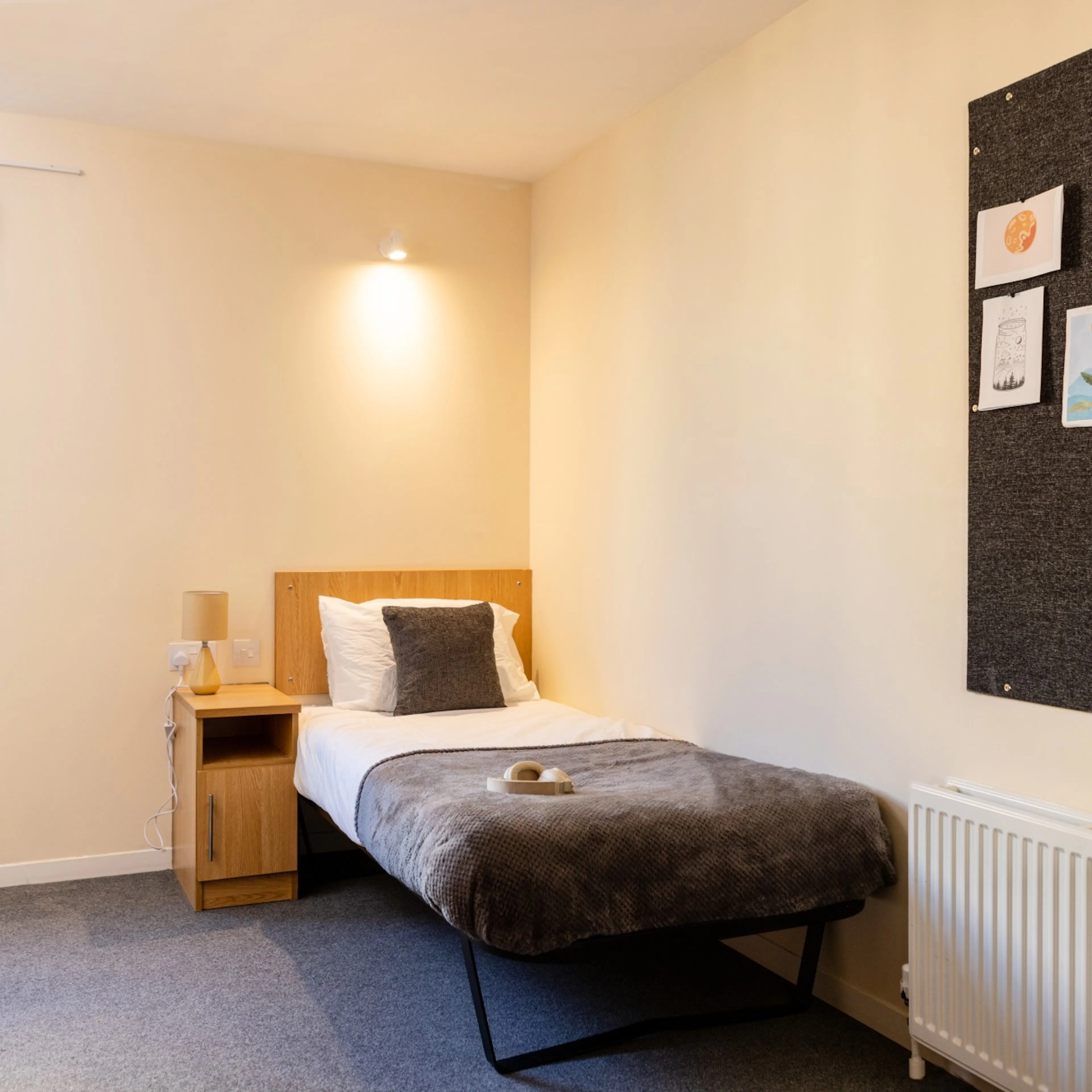Standard Ensuite ROOM 2