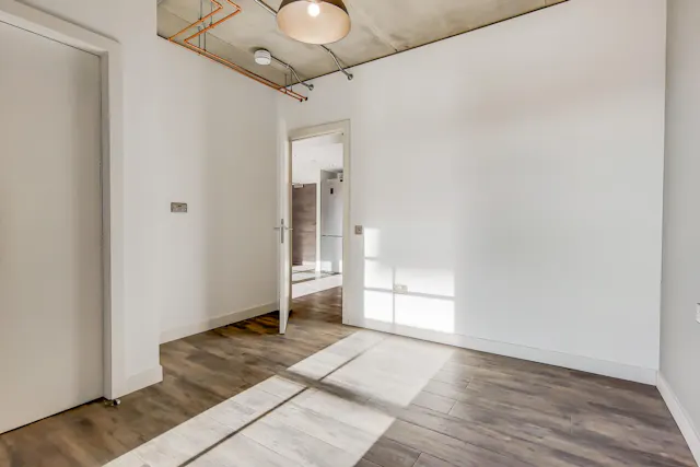 1 Bedroom Apartment room image 3
