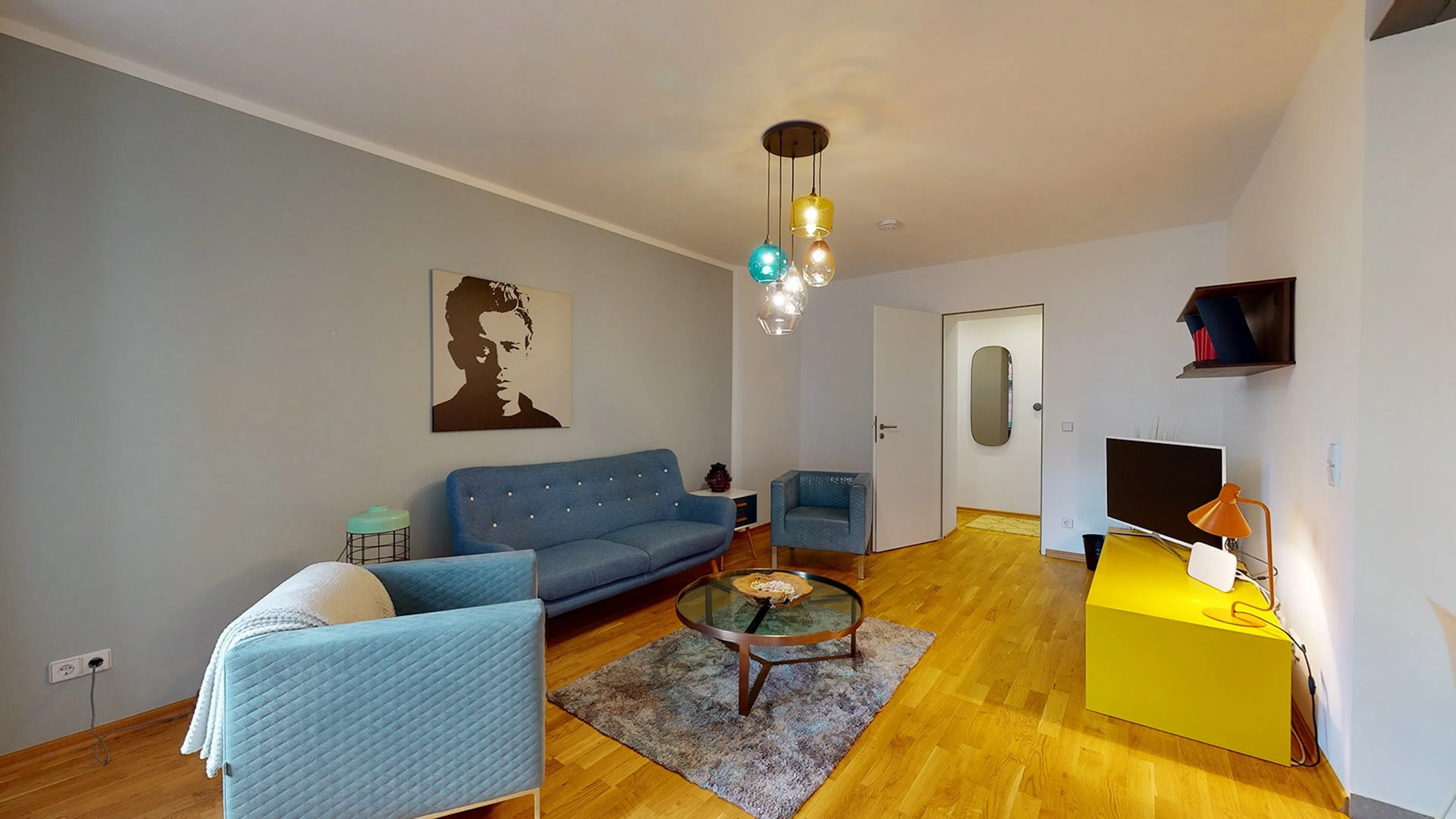 ROOM ROOM 2