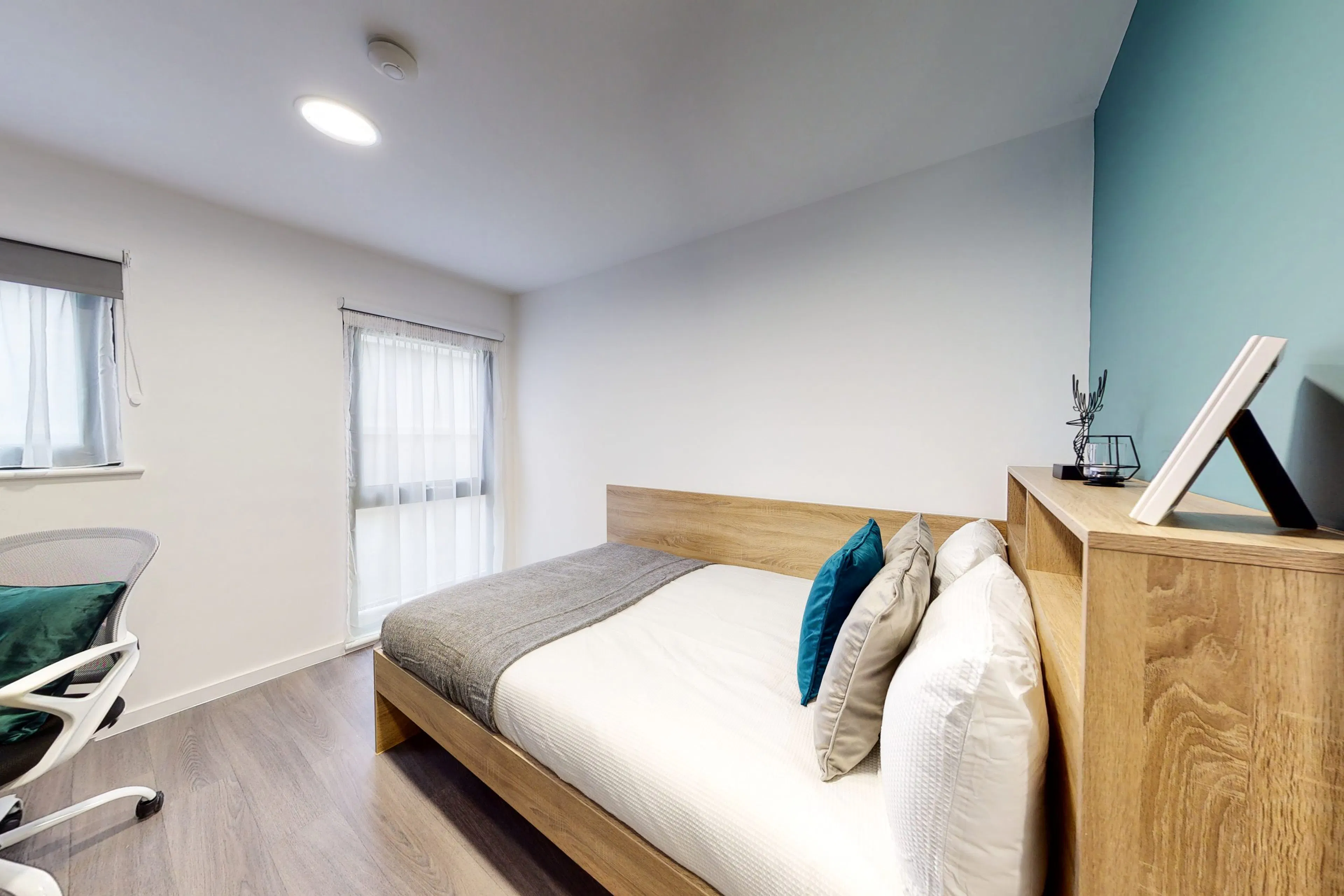 ROOM ROOM 4