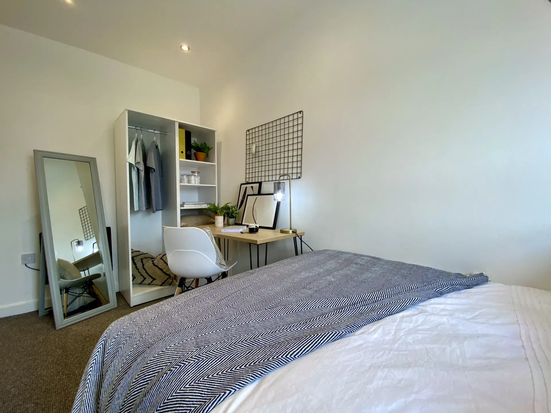 36 Carlton Avenue-Manchester-ROOM-1