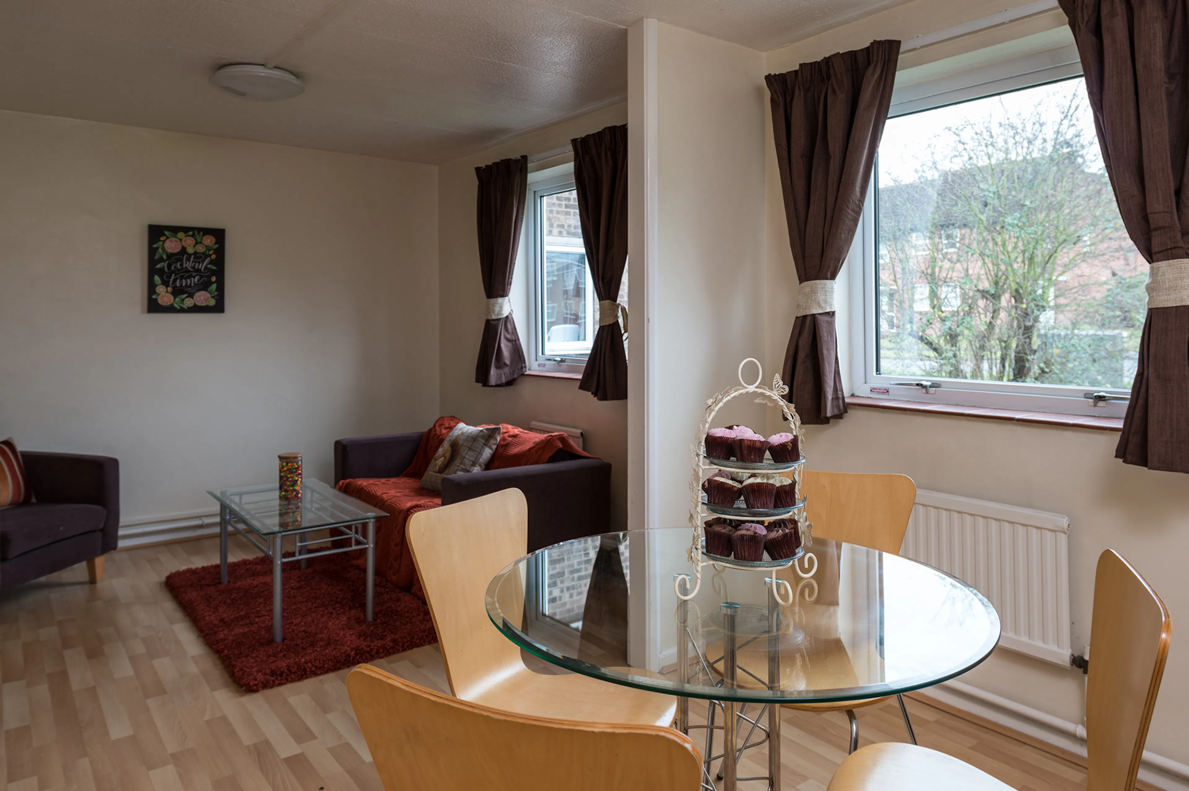 Standard 2 Bed Apartment Share ROOM 4