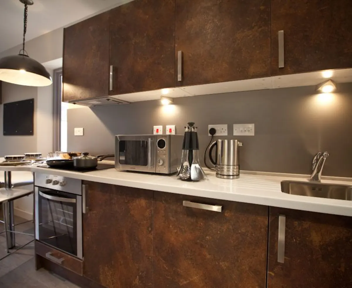 KITCHEN KITCHEN