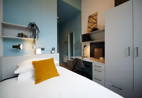 brigg-point-bristol-ROOM
