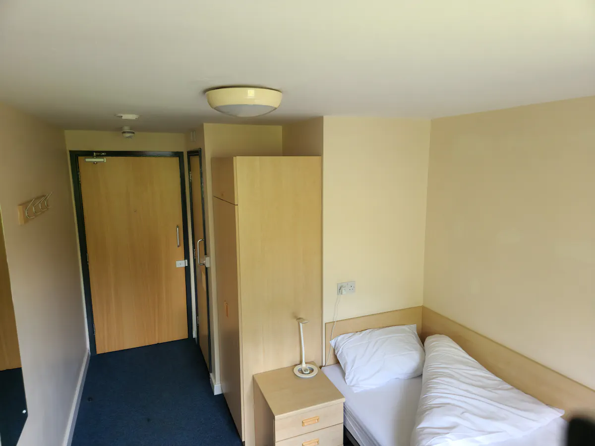 Ensuite ROOM