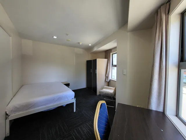 2-bed apartment with 2 bathrooms (Whole unite) room image 2