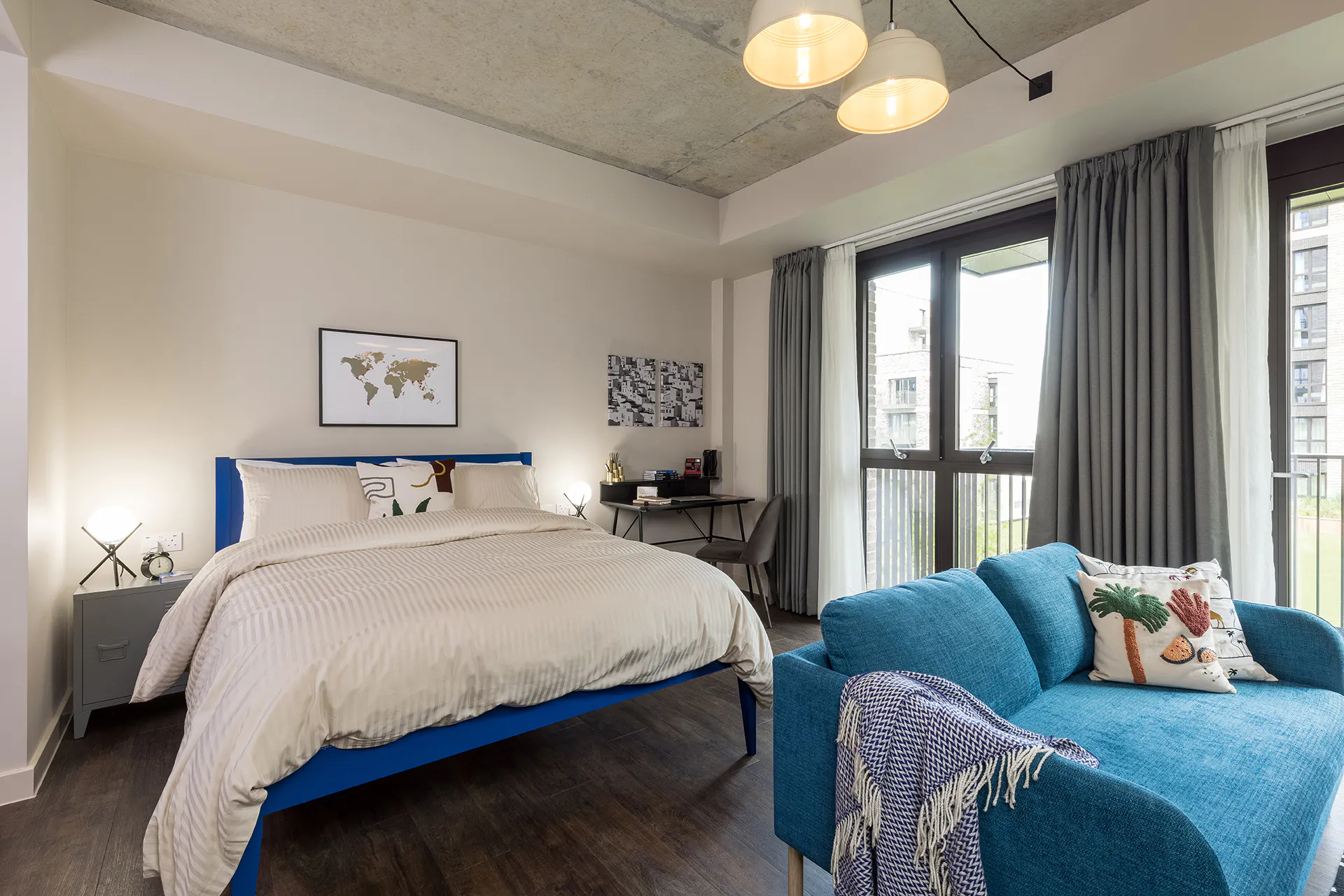 ROOM ROOM 1