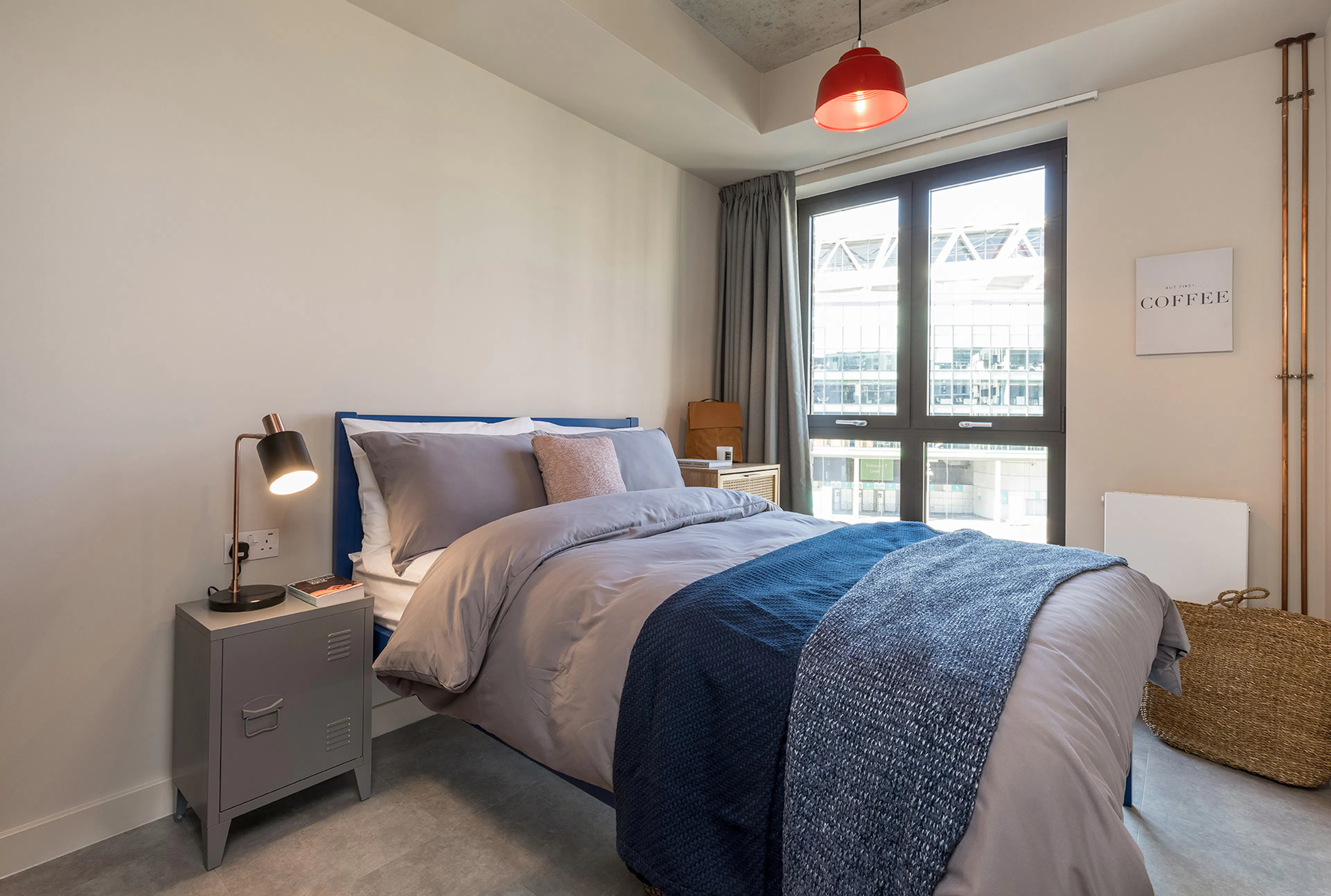 ROOM ROOM 4