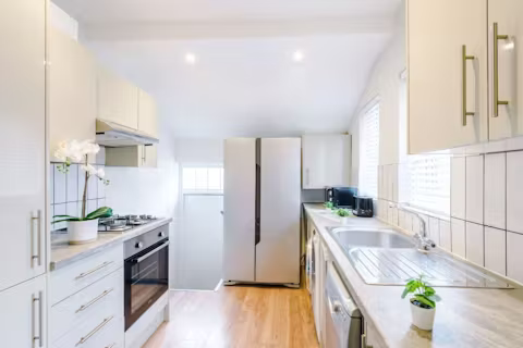 21-goldspink-lane-newcastle-KITCHEN