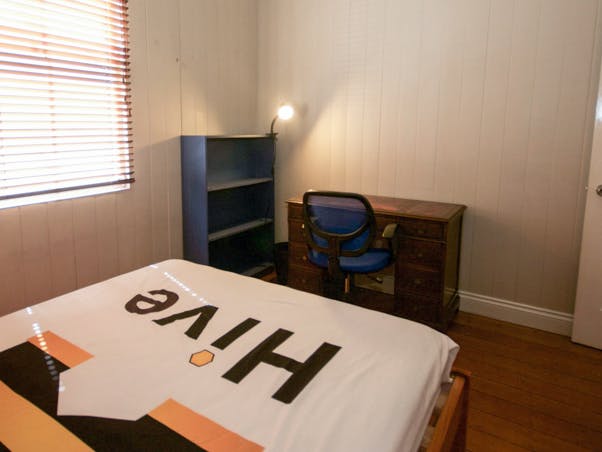 23-lower-clifton-tce-red-hill-brisbane-Classic Double Room