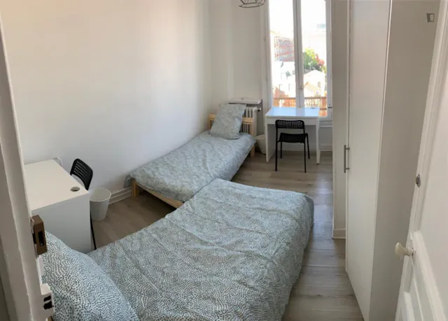 Humble twin bedroom room image 1