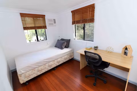240-lutwyche-rd-windsor-brisbane-ROOM