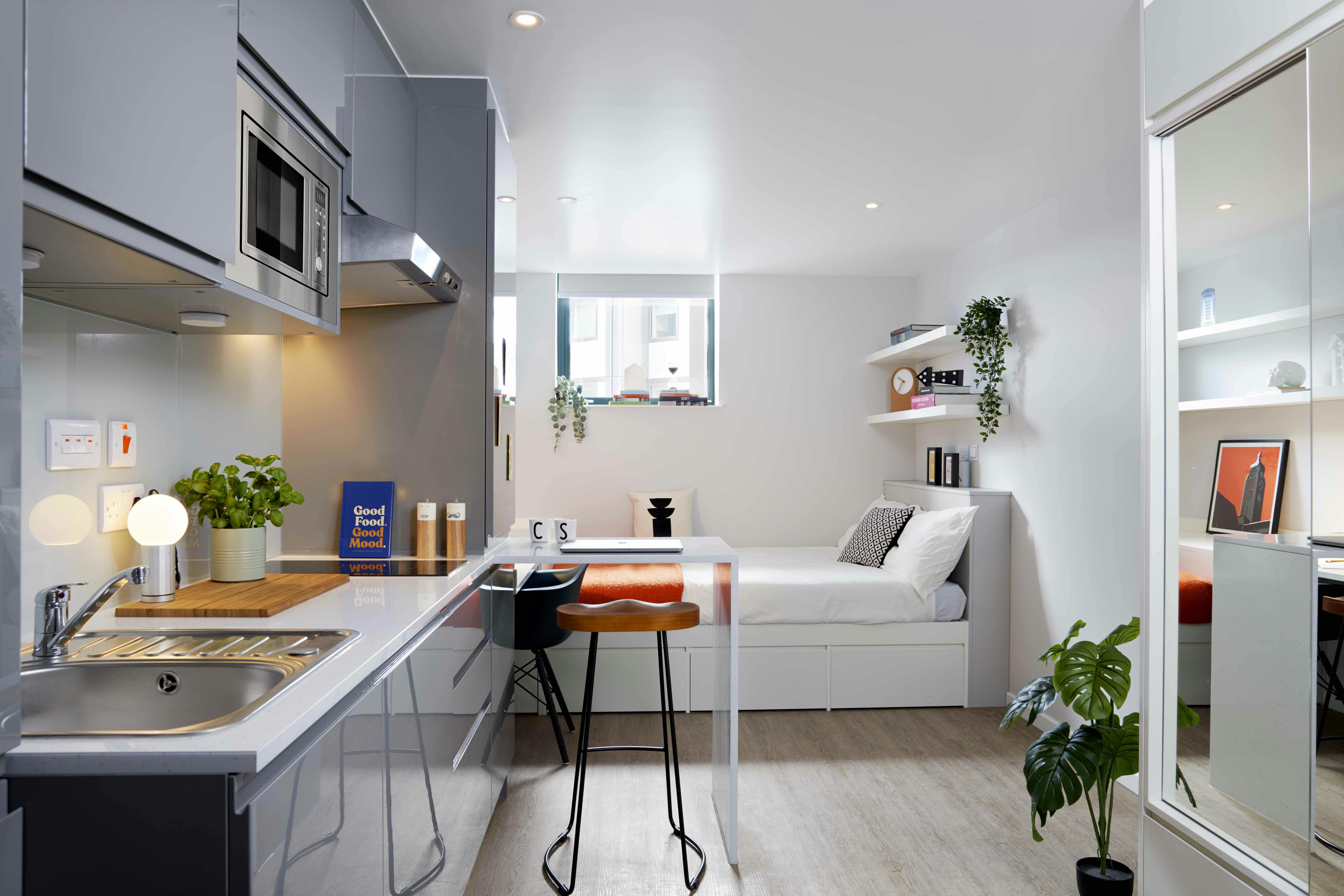 Premium Studio