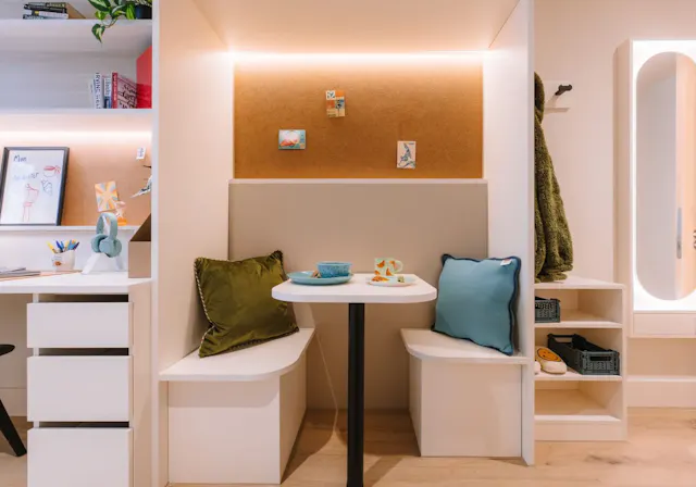 Gold Studio Plus room image 3