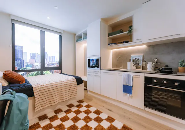Diamond Studio Deluxe Plus room image 2