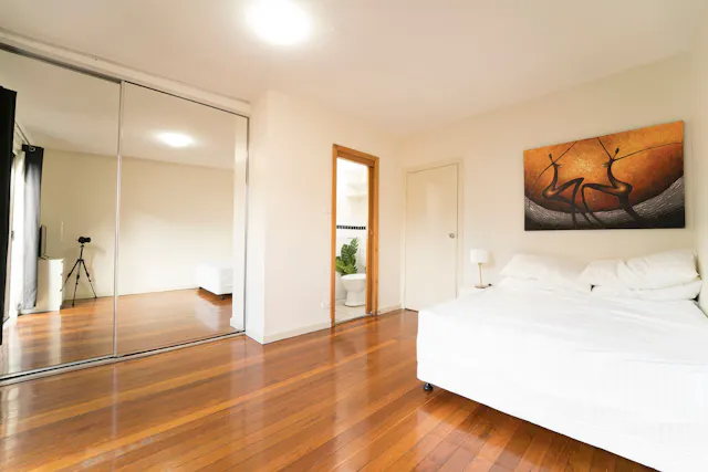 Room 4 room image 1