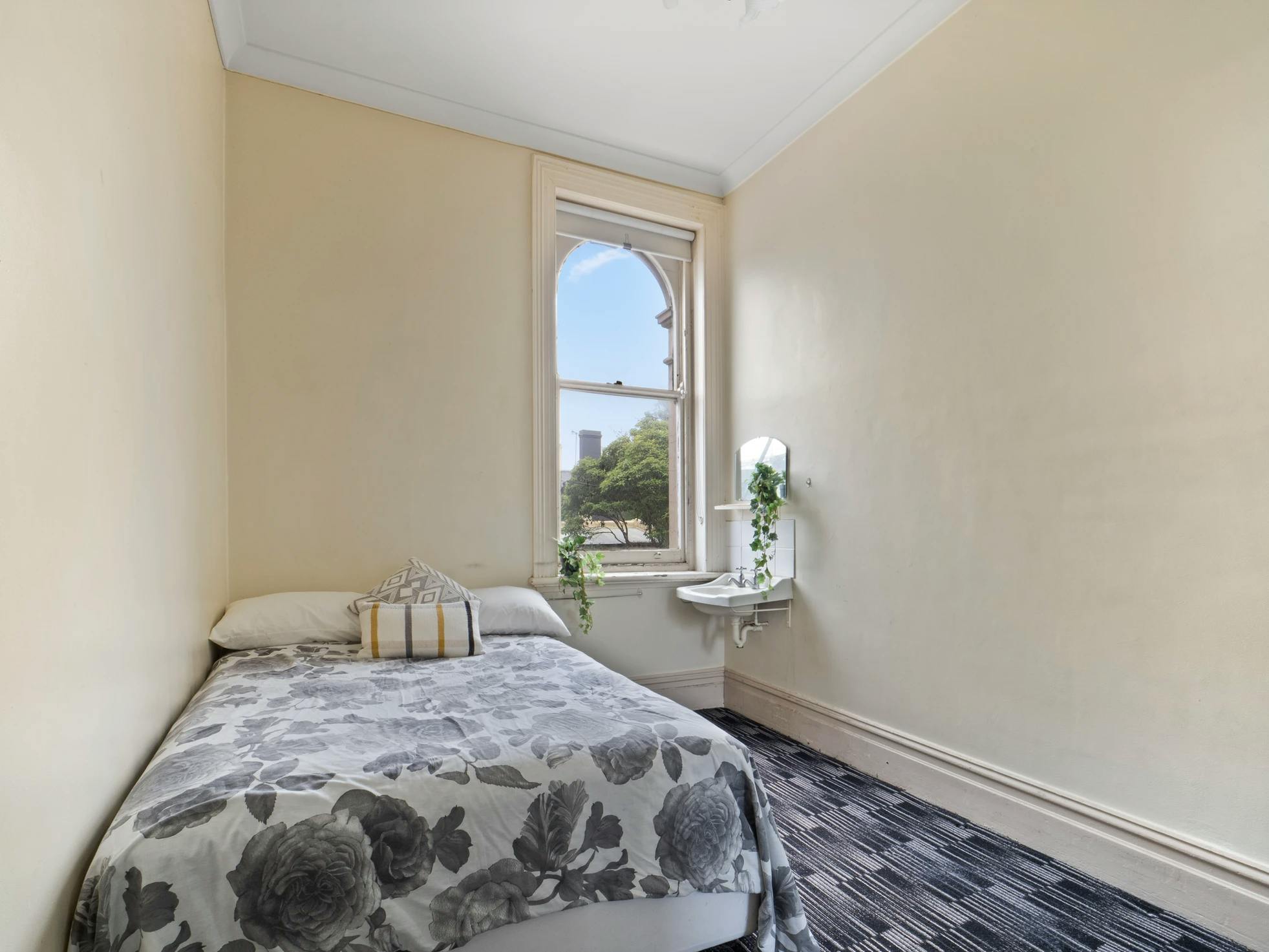 308-moore-sydney-Room 6 (Ensuite)