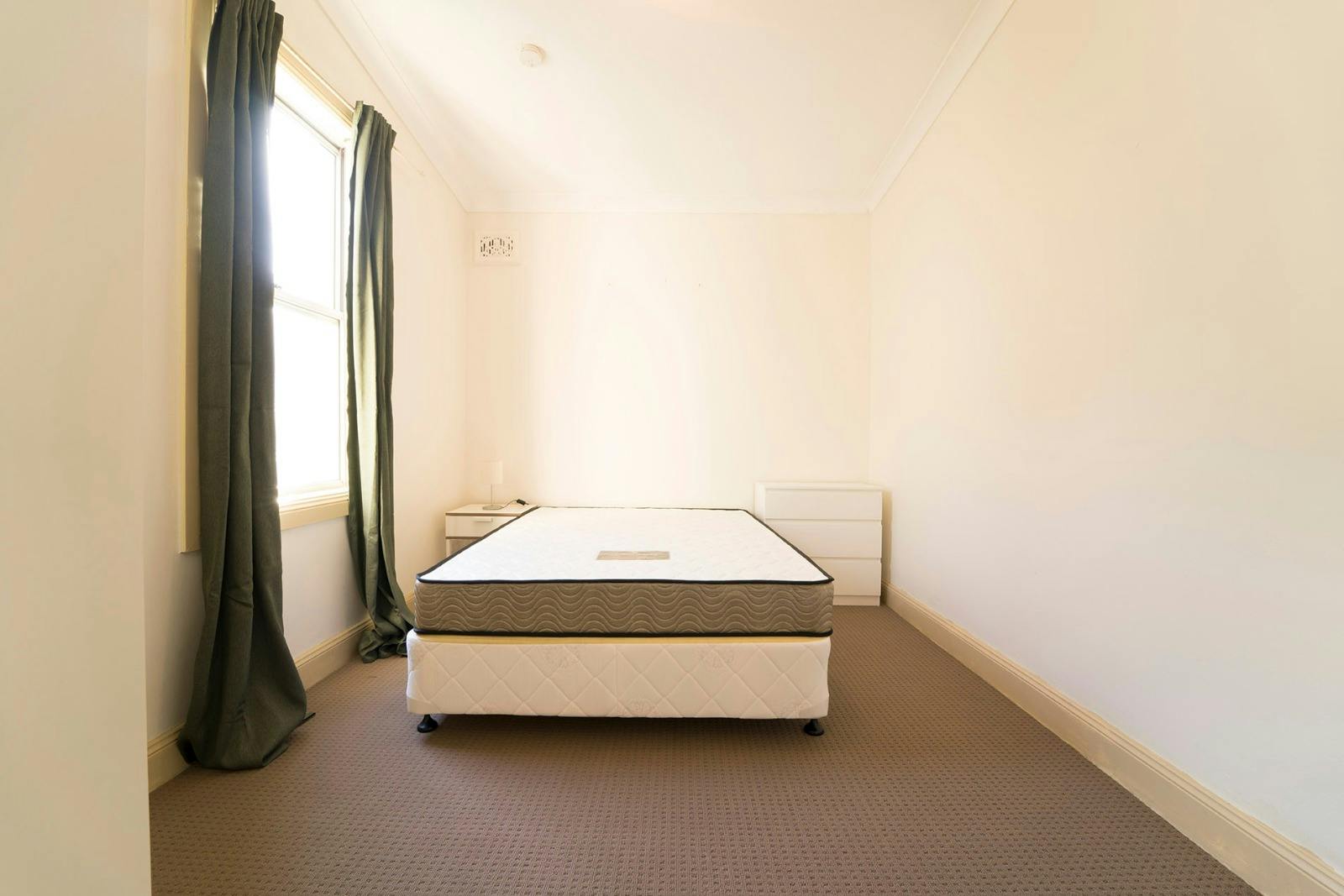 230-harris-street-sydney-Room 2 (Ensuite)