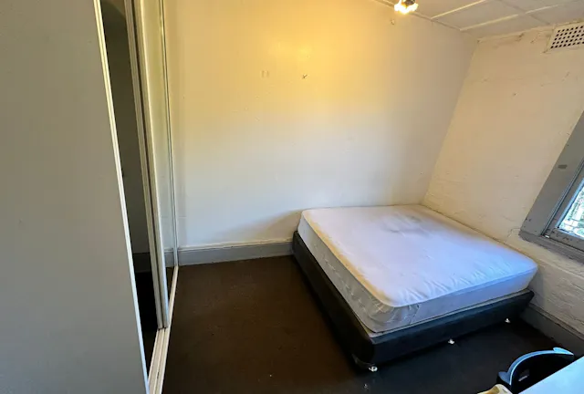 Room 17 (Ensuite) room image 1