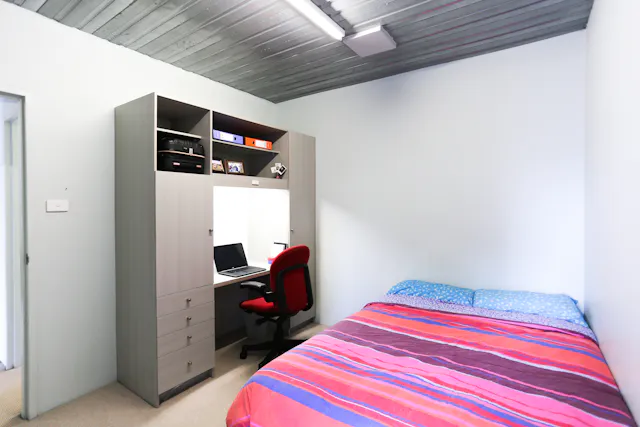 Whole 2 Bedroom Large Apartment room image 2