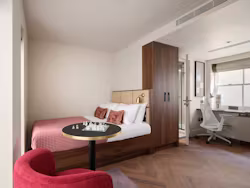 fifty-one-london-london-Classic Studio