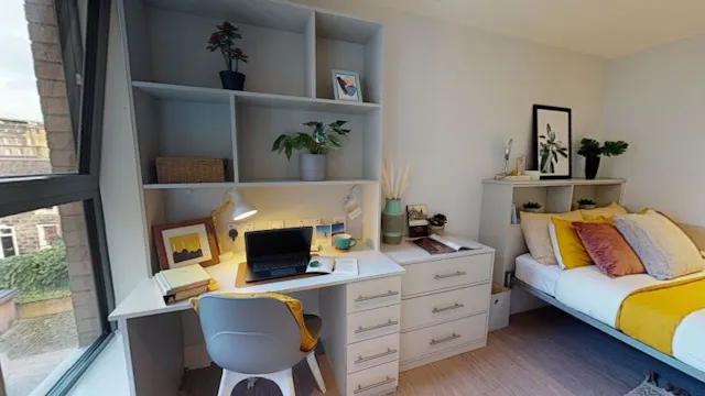 Gold Studio room image 2
