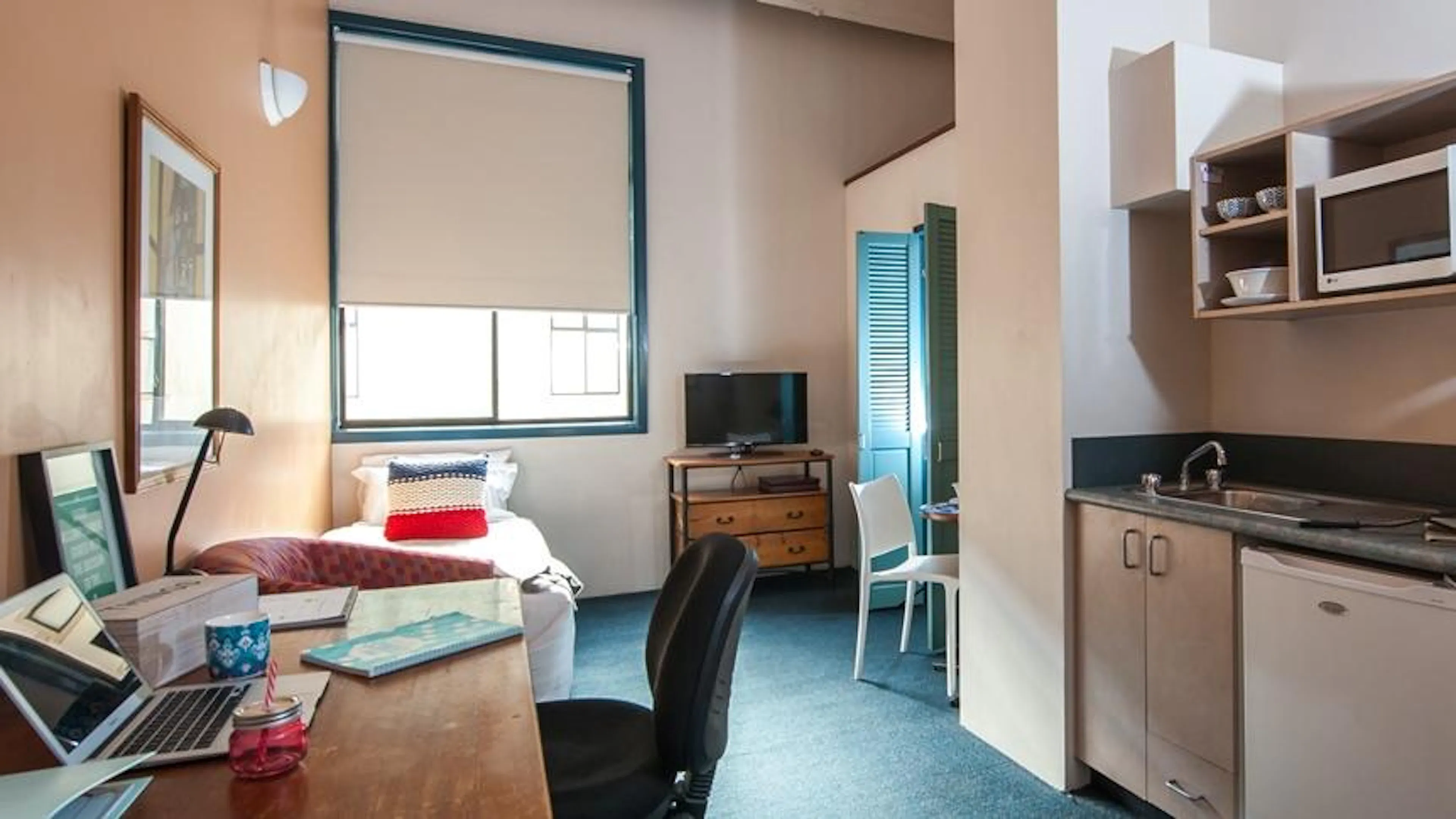 Apartment ROOM 1