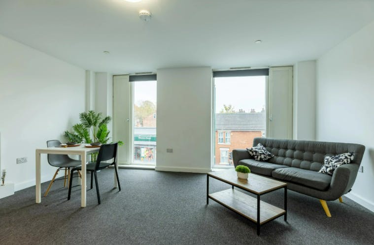 2 Bed Apartment (Ensuite Room)