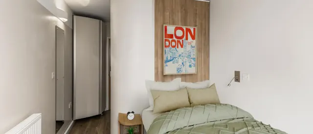 2 Bed Apartment Lower Level room image 3