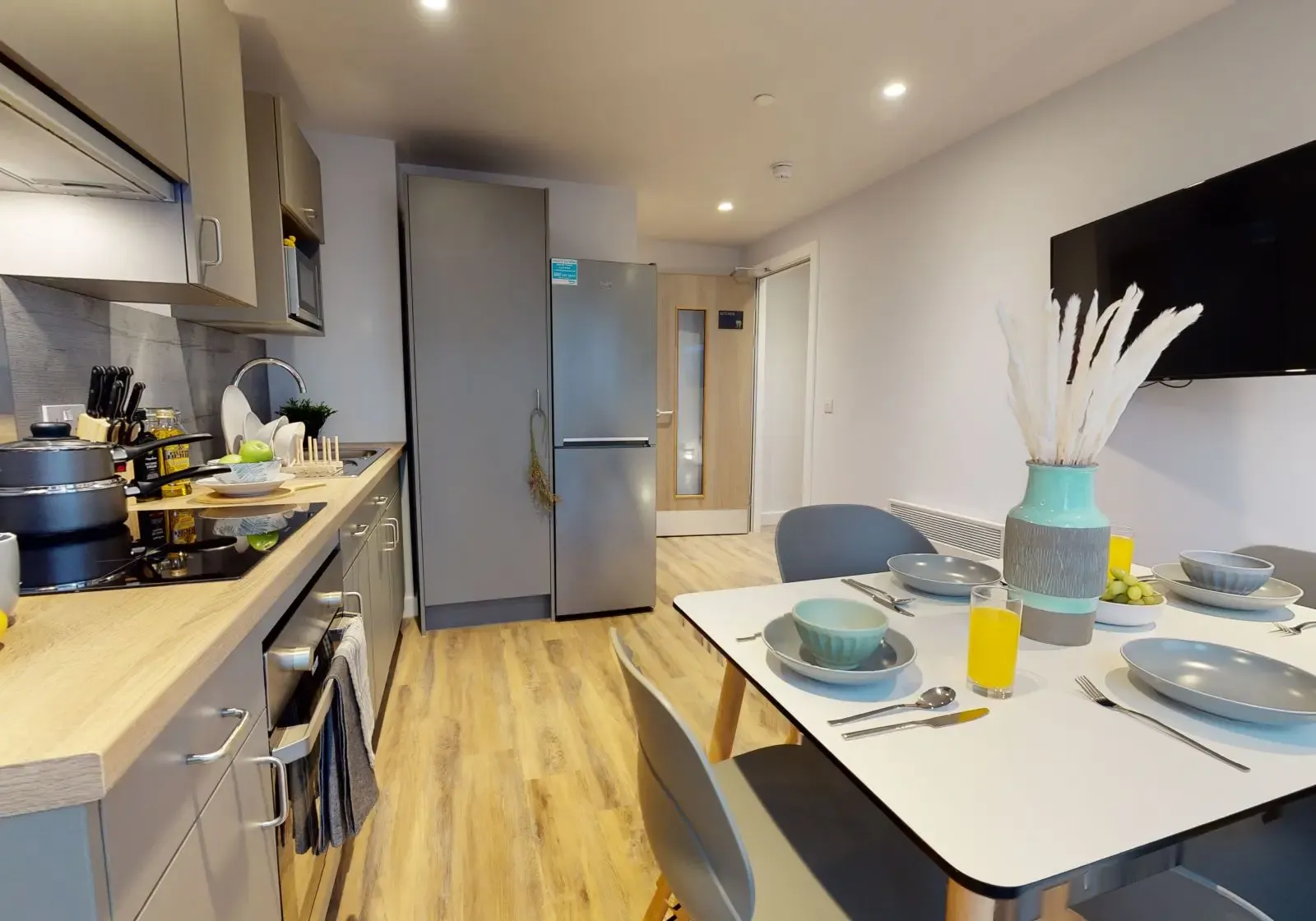 2 Bed Apartment