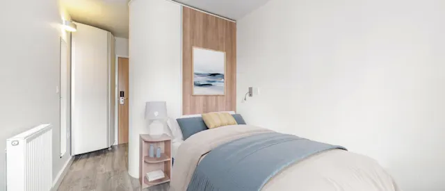 2 Bed Apartment Lower Level room image 2