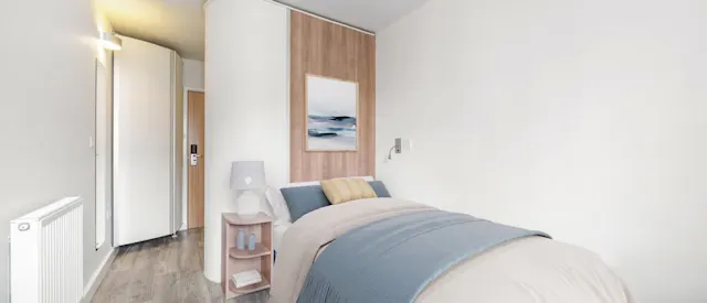 2 Bed Apartment Lower Level room image 2