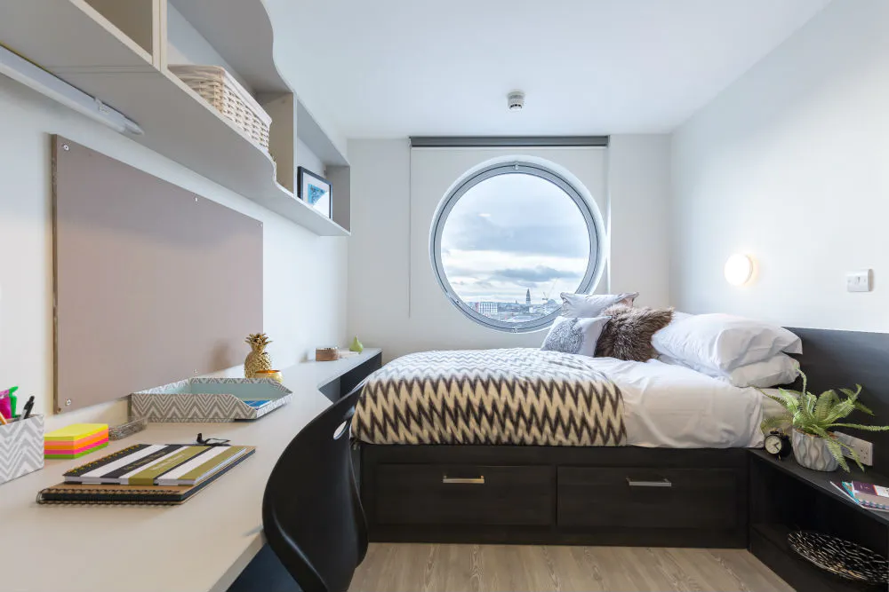 2 Bed Apartment ROOM
