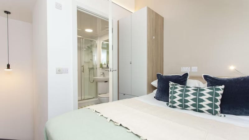 2 Bed Loft Apartment