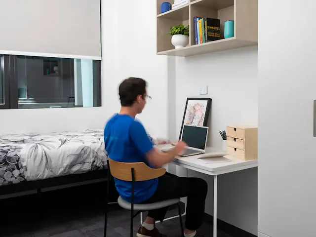 2 Bed Shared Apartment room image 2